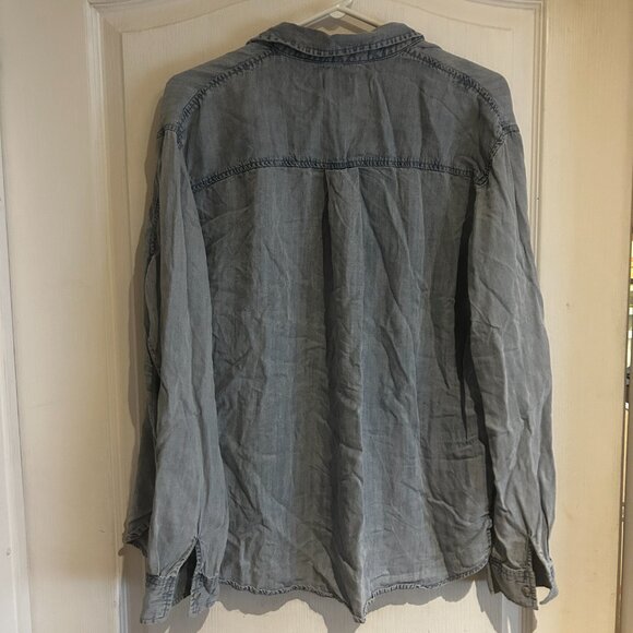 Gentle Fawn Light Blue Chambray Button-Up Shirt (Medium) - Picture 3 of 3
